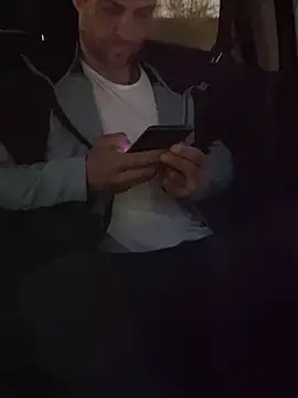 Zbochunec online show from March 16, 2025, 5:39 pm