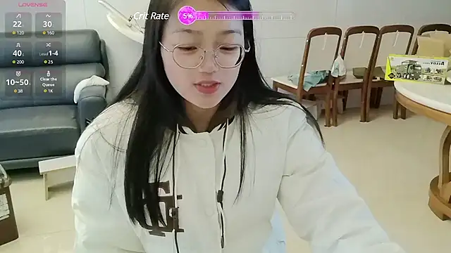 Snapshot of luoxuwen chatting on February 12, 2025, 5:47 am luoxuwen online show from February 12, 2025, 5:47 am