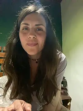 isadelasestrellas online show from October 8, 2025, 12:52 am