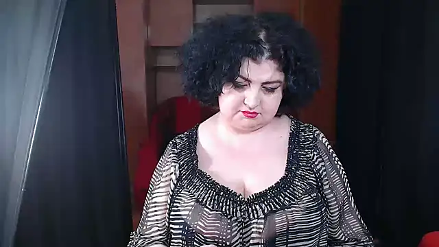  MissJ  online show from February 7, 2025, 2:15 pm