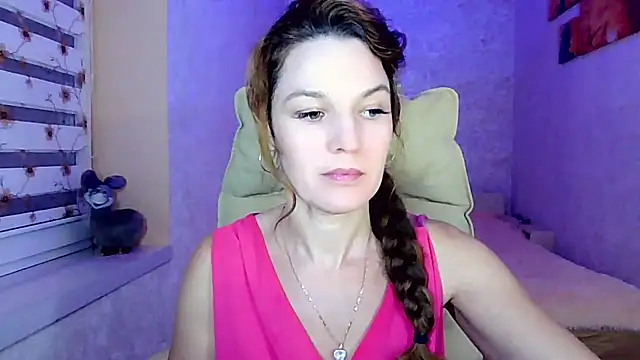 impossibleluna online show from September 30, 2025, 6:46 pm