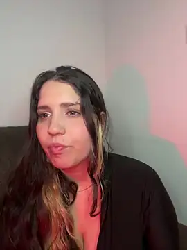 Snapshot of valentina_jonnes1 chatting on May 14, 2026, 5:14 am valentina jonnes1 online show from May 14, 2026, 5:14 am