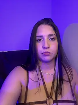 Snapshot of valentina_jonnes1 chatting on May 17, 2026, 4:10 am valentina jonnes1 online show from May 17, 2026, 4:10 am