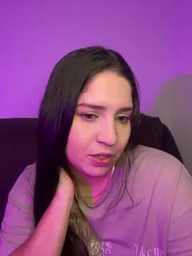 Snapshot of valentina_jonnes1 chatting on May 20, 2026, 5:02 am valentina jonnes1 online show from May 20, 2026, 5:02 am