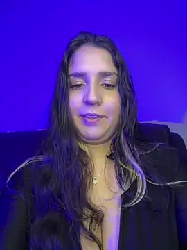 Snapshot of valentina_jonnes1 chatting on June 5, 2026, 4:19 am valentina jonnes1 online show from June 5, 2026, 4:19 am