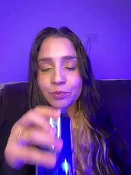 Snapshot of valentina_jonnes1 chatting on July 11, 2026, 5:32 am valentina jonnes1 online show from July 11, 2026, 5:32 am