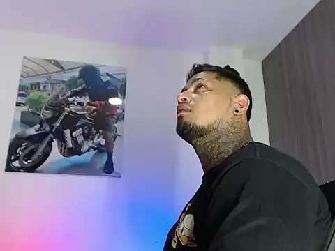 sr apolo  online show from November 28, 2025, 5:48 pm