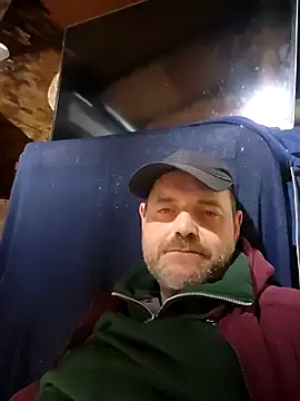 Snapshot of brasstiger chatting on December 22, 2024, 10:58 pm brasstiger online show from December 22, 2024, 10:58 pm