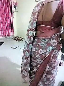 PayalSharmahot143 online show from February 22, 2026, 1:40 am