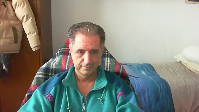 lliuk70mi online show from March 4, 2026, 2:01 pm