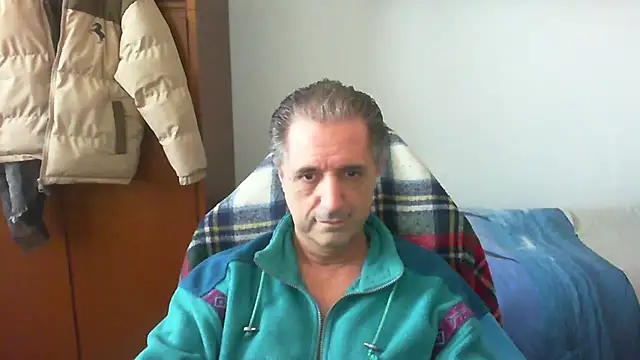 lliuk70mi online show from April 6, 2026, 12:39 pm