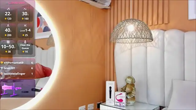 zia cooper online show from February 7, 2025, 9:37 pm