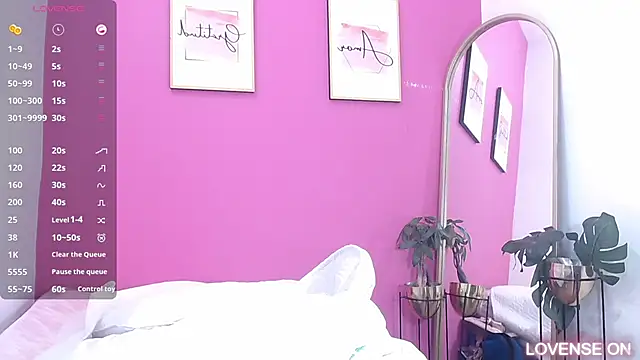 littleebonymommy online show from March 18, 2025, 5:20 am