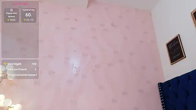 littleebonymommy online show from April 21, 2026, 1:42 am