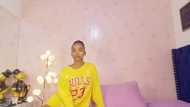 littleebonymommy online show from April 22, 2026, 2:25 am