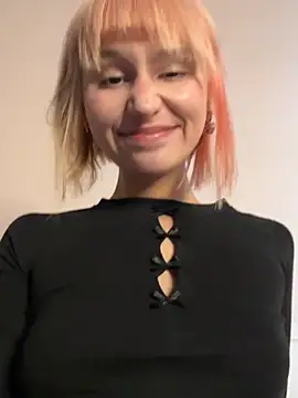 bigbabykiki online show from March 20, 2025, 5:24 am