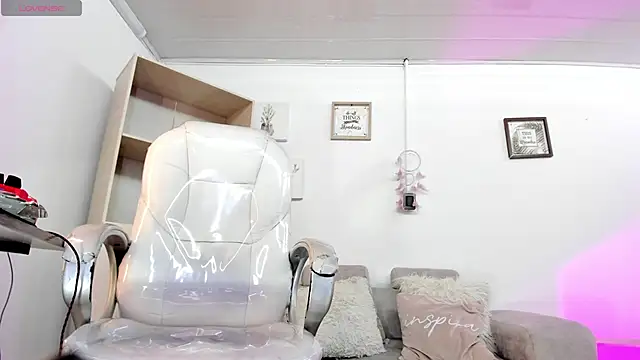 Alexx Scoot online show from March 11, 2025, 10:53 pm