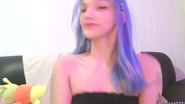 faelitababy online show from April 25, 2026, 3:53 am