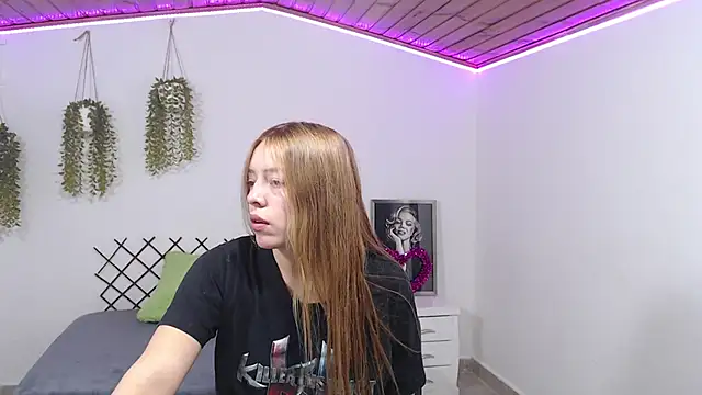 karla charloby online show from September 27, 2025, 1:38 pm