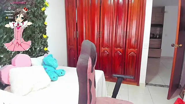 karla charloby online show from November 20, 2025, 1:33 pm