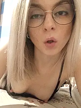 Butterfly Lily online show from January 9, 2025, 6:15 pm