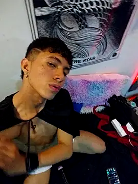 Justyn Ross online show from November 2, 2025, 3:53 am