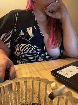 Popinasq online show from April 22, 2026, 1:08 am