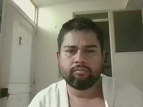 Snapshot of GABRIELGARCIA1313 chatting on June 10, 2026, 1:28 am GABRIELGARCIA1313 online show from June 10, 2026, 1:28 am