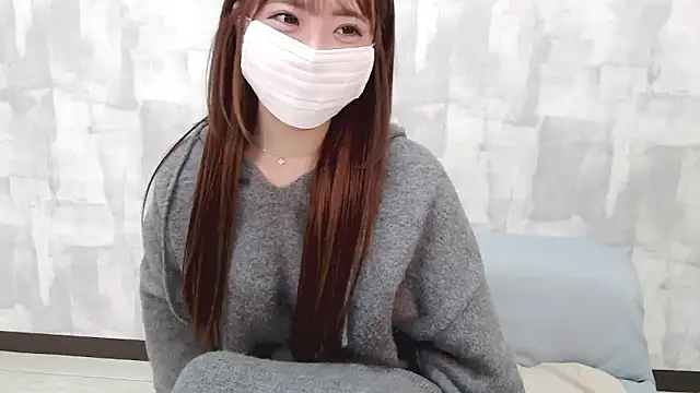 Snapshot of LOVE_MOMO_LOVE chatting on November 7, 2025, 11:43 am LOVE MOMO LOVE online show from November 7, 2025, 11:43 am