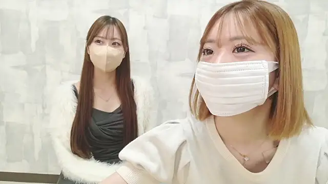 LOVE MOMO LOVE online show from May 12, 2026, 11:40 am