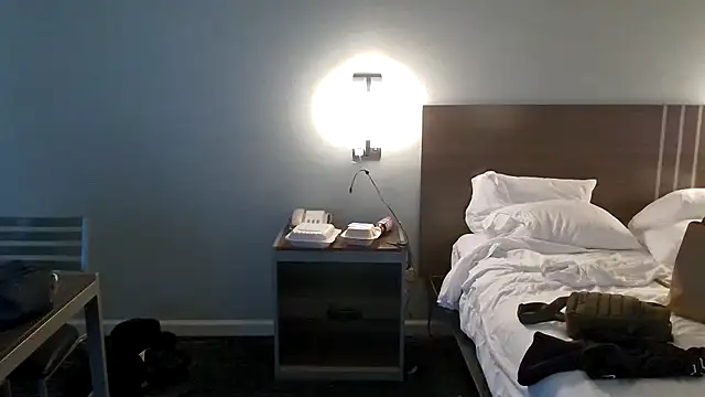 EatMyCake831 online show from January 30, 2025, 6:00 pm