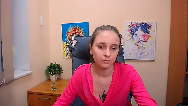  Nicole new online show from February 26, 2025, 12:47 pm