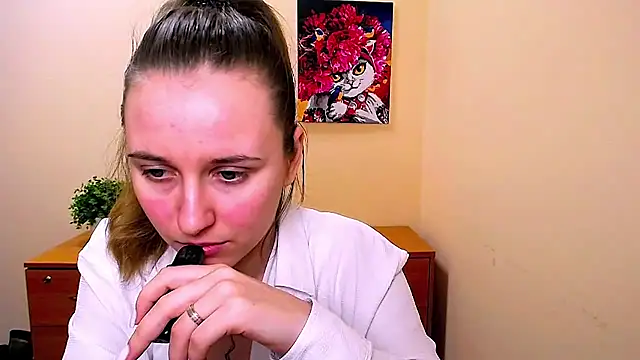  Nicole new online show from February 27, 2025, 1:07 pm