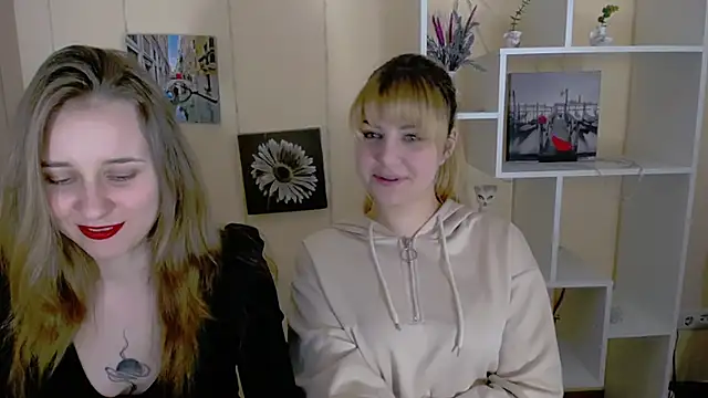  Nicole new online show from March 13, 2025, 2:12 pm