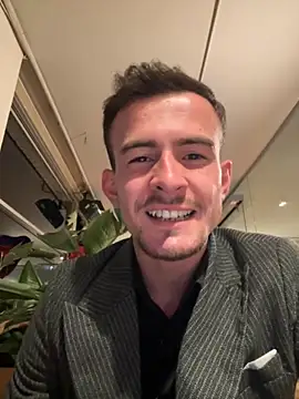 eddy355 online show from October 29, 2025, 6:53 pm