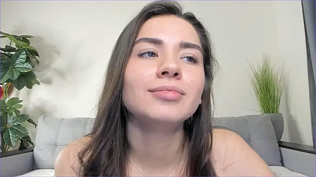 NicoleLuv online show from March 7, 2025, 1:18 pm