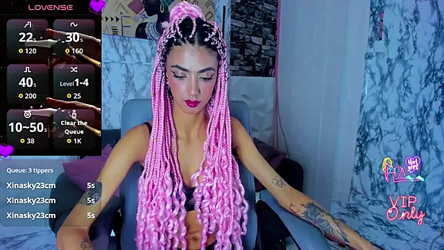 Queen Cuarxxo online show from April 21, 2026, 1:42 am