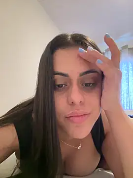 Snapshot of amorinha99 chatting on May 19, 2026, 12:33 pm amorinha99 online show from May 19, 2026, 12:33 pm