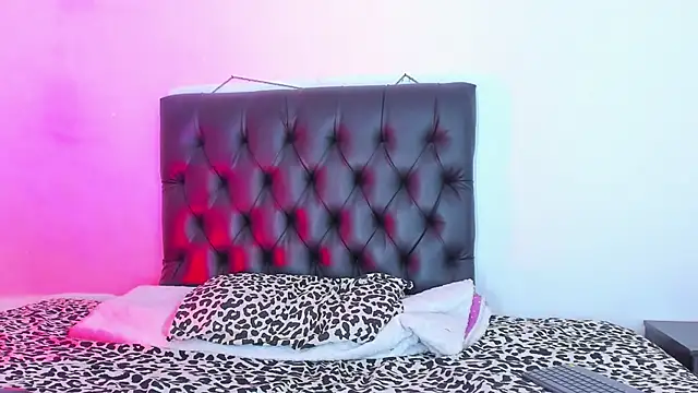 seline wolff online show from December 29, 2024, 1:24 am