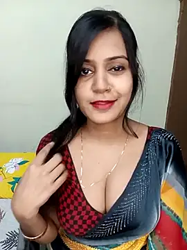 Snapshot of Miss-Riyasingh chatting on November 18, 2025, 4:55 pm Miss-Riyasingh online show from November 18, 2025, 4:55 pm