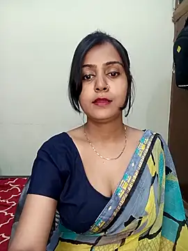 Snapshot of Miss-Riyasingh chatting on April 13, 2026, 5:18 pm Miss-Riyasingh online show from April 13, 2026, 5:18 pm