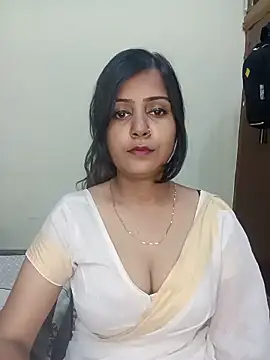 Snapshot of Miss-Riyasingh chatting on May 17, 2026, 5:20 pm Miss-Riyasingh online show from May 17, 2026, 5:20 pm