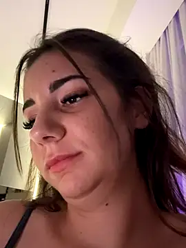 BelleSkye online show from October 31, 2025, 6:53 pm