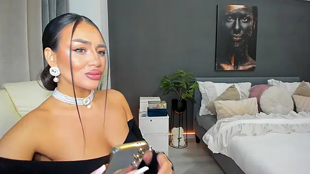 Sonia  Rey online show from March 13, 2026, 7:09 pm