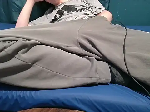 krissraw online show from November 28, 2025, 6:27 am