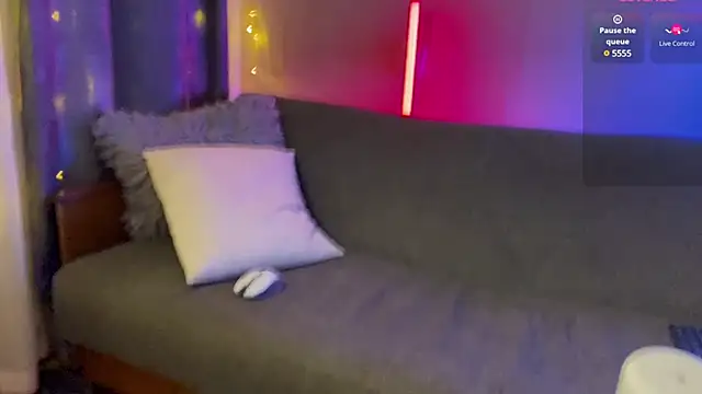 Adam misti online show from December 1, 2024, 6:52 pm