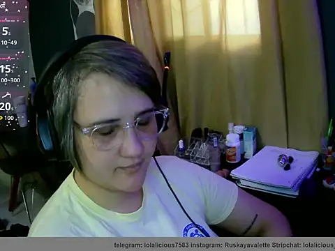 lolalicious 7583 online show from February 15, 2026, 1:52 pm