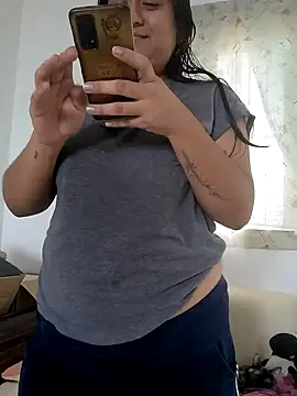 EmpaticBolillo online show from October 8, 2025, 6:27 pm