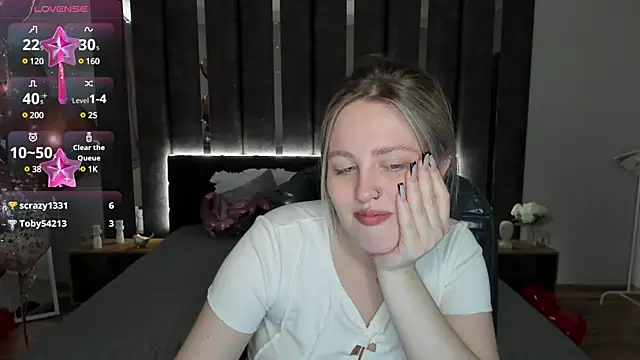  Sarah Soul  online show from February 20, 2025, 6:50 am