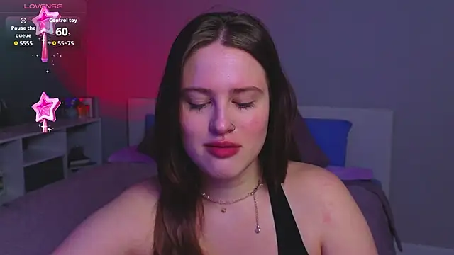  Sarah Soul  online show from April 21, 2026, 11:07 pm